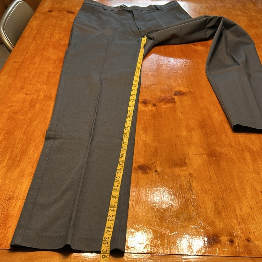 Roundtree & Yorke TravelSmart Quiet Luxury Mens 34x36 Gray Classic Fit Pants - Picture 5 of 10